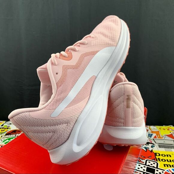 Puma Twitch Runner Pink Womens Various Sizes - Picture 10 of 13